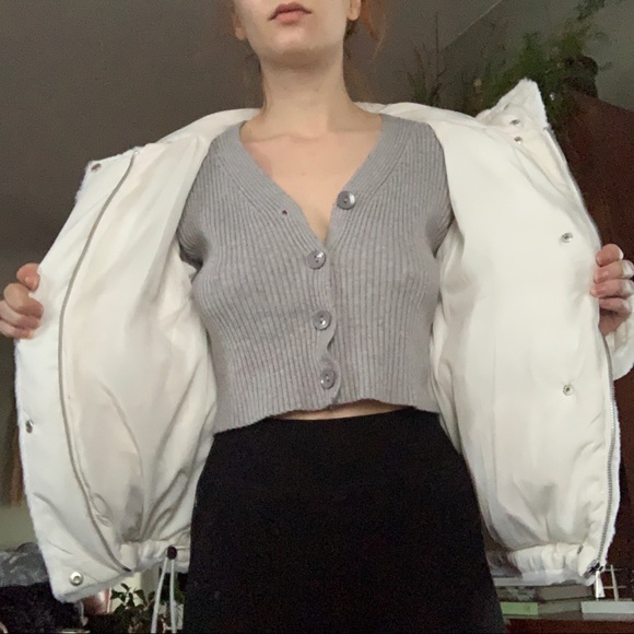 NWOT Faux Fur White Puffer Jacket - Picture 7 of 7